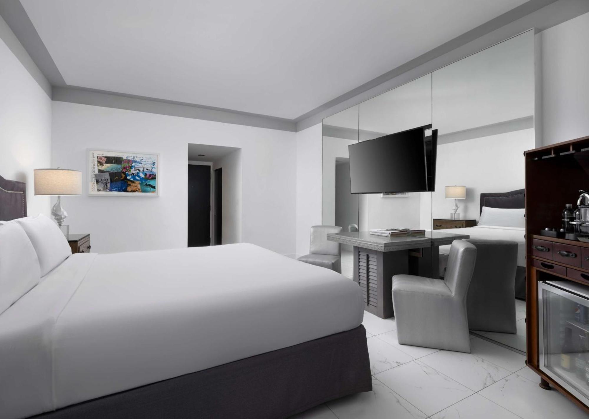 Nautilus Sonesta Μαϊάμι Μπιτς Εξωτερικό φωτογραφία A room at the hotel